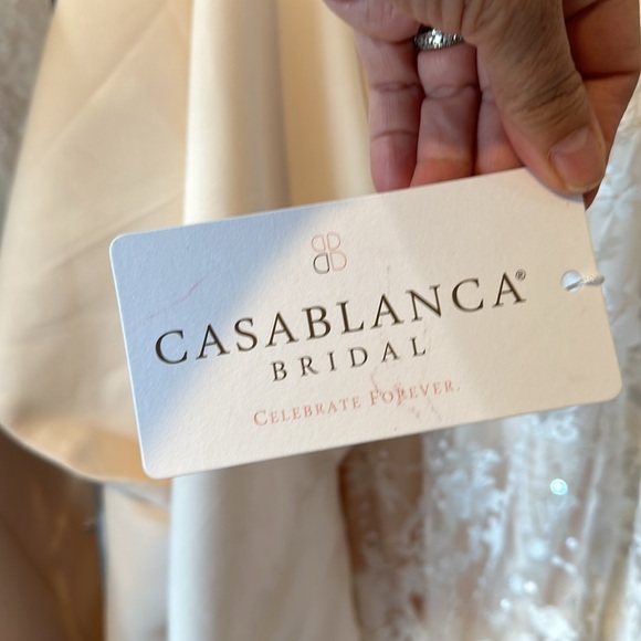 CASABLANCA BRIDAL 2476 Style Lauren in Champagne/Ivory Size 14 - Picture 6 of 8